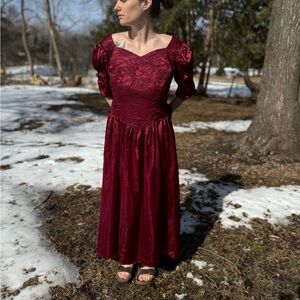Elegant Burgundy Lace Dress